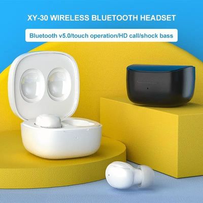 Los mini auriculares de botón de TWS tocan los auriculares estéreos inalámbricos de los auriculares de botón 3D de Bluetooth